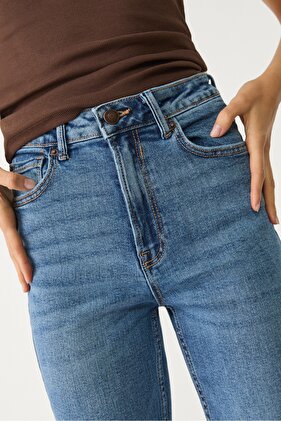 1465 Mom Fit Dar Kesim Jean