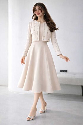 فستان نسائي على جاكيت مرصع بلفصوص