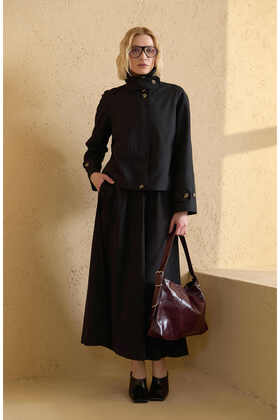 Pileli Siyah Trenç Etek