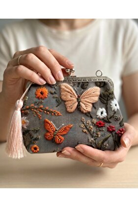 25x15 cm ölçülerinde Dokuma Keten, Zincir detaylı %100 El Yapımı Keten Çanta