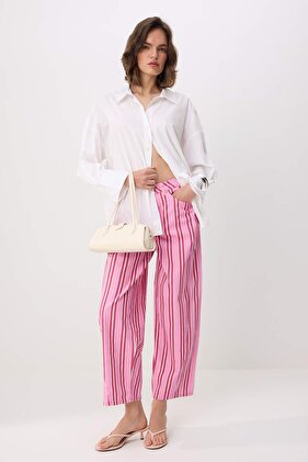 Mehrfarbig gestreifte Baggy-Jeans mit hoher Taille TWOSS26JE00343