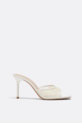 Fileli boncuklu stiletto topuklu sandalet