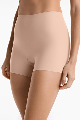 Yüksek belli shape görünmez lazer kesim hot pant
