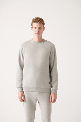 Erkek Gri Şardonlu Kumaş Bisiklet Yaka Basic Sweatshirt E001017
