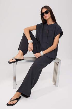 Schwarze Oversize-Bluse mit Hose - Top-Set TWOSS26AU00205
