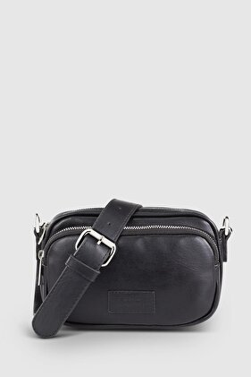 Kadın Siyah Çok Cepli Ayarlanabilir Çapraz Askılı Çanta