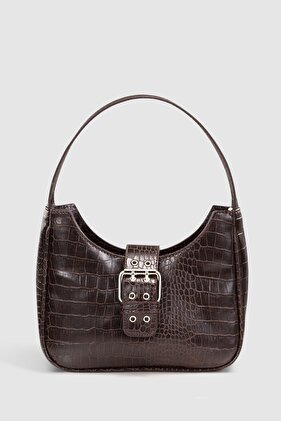 Kadın Kahverengi Tokalı Timsah Desenli Baguette Çanta