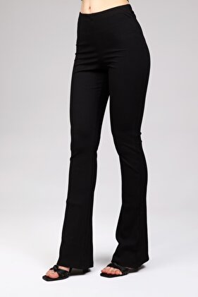 طماق سوداء مضلعة الساق عالية الخصر