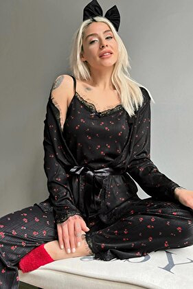 طقم بيجاسوس بيغاسوس منقوش بالزهور مع ثوب خلع الملابس