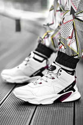 White Unisex Sneaker