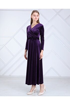 فستان نسائي مخملي طويل مستورد باللون الأرجواني