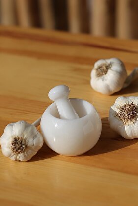 طقم هاون رخام صغير الحجم من الحجر الطبيعي طقم هاون رخام 8 × 8 سم - أبيض