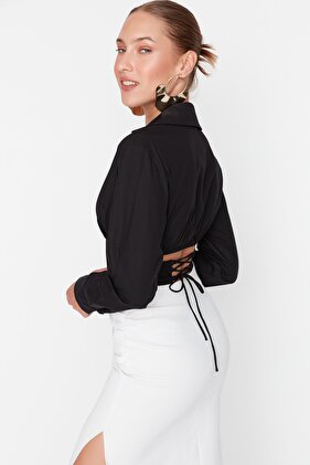 Czarna koszula z podszewką w gorsecie i tkaną popeliną Tpraw23Go00004