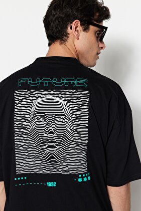 تي شيرت أسود كبير الحجم/واسع القطع منفوش مطبوع 100% قطن TMNSS23TS00171