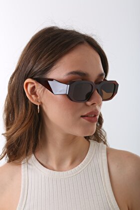 نظارة شمسية لاريسا براون