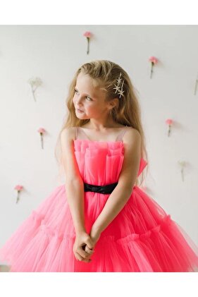 زي حفلات السهرة للفتيات