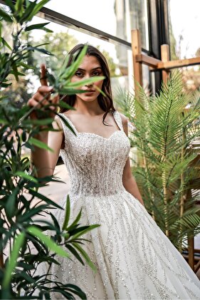 Hagor Strap Linear Lace Princess Model Wedding Dress