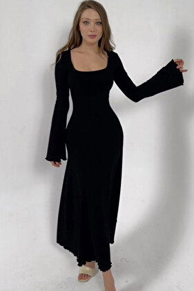 فستان قصير أسود برقبة على شكل حرف U وخياطة متسخة للنساء