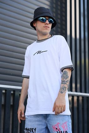 Cool mans Erkek Yeni Sezon Oversize Man El Yaz l Kal p Yaka Detayl Yazl k T shirt Fiyat Yorumlar Trendyol