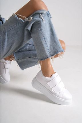 کفش اسنیکر سفید زنانه چسبی Scarpebutik - کد 711653878