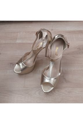 کفش مجلسی طلائی زنانه چرم طبیعی پاشنه بلند ( +10 cm) پاشنه نازک کد 767811365