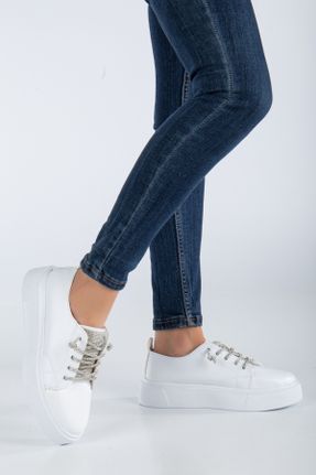 کفش اسنیکر سفید زنانه بند دار چرم مصنوعی کد 771280104