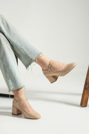 کفش پاشنه بلند کلاسیک بژ زنانه چرم لاکی پاشنه نازک پاشنه متوسط ( 5 - 9 cm ) کد 750751722