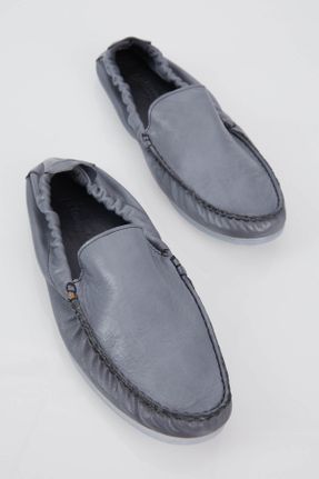 کفش لوفر طوسی مردانه چرم طبیعی پاشنه کوتاه ( 4 - 1 cm ) کد 319050422