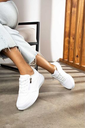 کفش اسنیکر سفید زنانه بند دار GAK RUN - کد 753752943