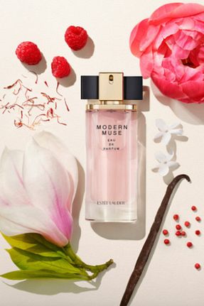 ادکلن سفید زنانه Estee Lauder - کد 305131