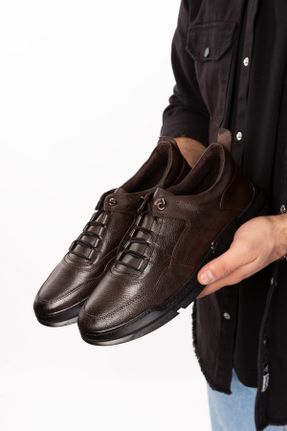 کفش کژوال قهوه ای مردانه چرم طبیعی پاشنه کوتاه ( 4 - 1 cm ) پاشنه ساده کد 776287547