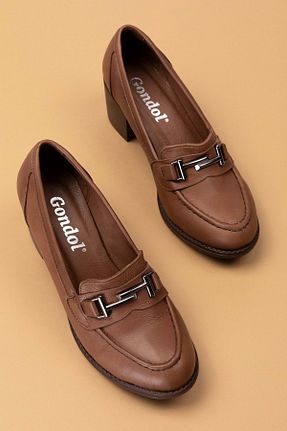 کفش پاشنه بلند کلاسیک قهوه ای زنانه چرم خالص Gondol - کد 769539487