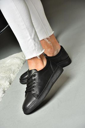 کفش اسنیکر مشکی زنانه چرم اصل Fox Shoes - کد 776506267