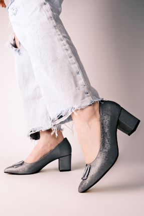کفش پاشنه بلند کلاسیک طوسی زنانه پاشنه ضخیم پاشنه متوسط ( 5 - 9 cm ) کد 781324959