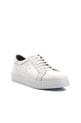 کفش کژوال سفید مردانه چرم طبیعی پاشنه کوتاه ( 4 - 1 cm ) پاشنه ساده کد 704399148
