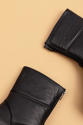 بوت / نیم بوت مشکی زنانه چرم خالص Gondol - کد 782779174