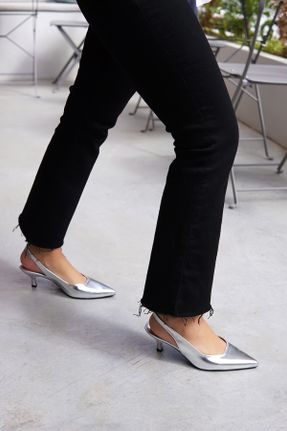 کفش پاشنه بلند کلاسیک زنانه پاشنه نازک پاشنه متوسط ( 5 - 9 cm ) کد 739411521