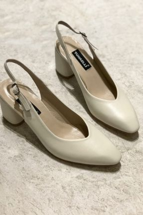 کفش پاشنه بلند کلاسیک بژ زنانه چرم طبیعی پاشنه ضخیم پاشنه متوسط ( 5 - 9 cm ) کد 100994504