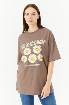 تی شرت قهوه ای زنانه رگولار تکی طراحی کد 787703764