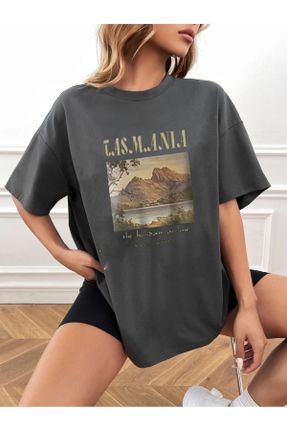 تی شرت طوسی زنانه اورسایز یقه گرد پنبه - پلی استر تکی طراحی کد 792861515