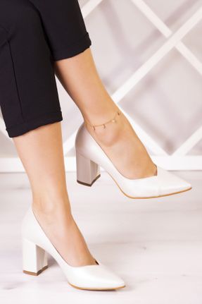 کفش پاشنه بلند کلاسیک سفید زنانه چرم مصنوعی پاشنه ضخیم پاشنه متوسط ( 5 - 9 cm ) کد 465542711