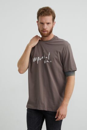 تی شرت قهوه ای مردانه اورسایز یقه گرد تکی طراحی کد 795104933