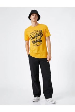تی شرت زرد مردانه رگولار یقه گرد تکی کد 748882307