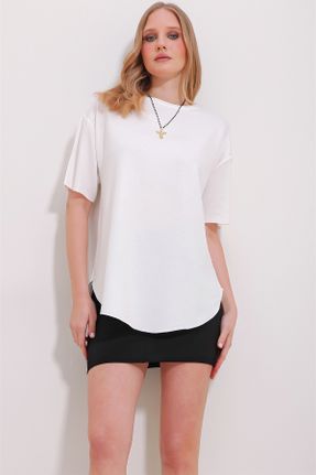 تی شرت سفید زنانه رگولار یقه گرد پنبه - پلی استر تکی بیسیک کد 801219304