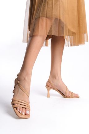 کفش پاشنه بلند کلاسیک بژ زنانه چرم مصنوعی پاشنه نازک پاشنه متوسط ( 5 - 9 cm ) کد 802148920