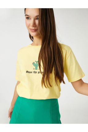 تی شرت زرد زنانه رگولار یقه گرد تکی کد 442008789
