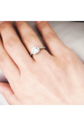 انگشتر جواهر سفید زنانه روکش نقره کد 804052738