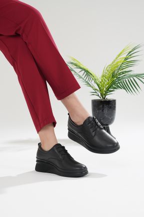 کفش کژوال مشکی زنانه چرم طبیعی پاشنه کوتاه ( 4 - 1 cm ) پاشنه ساده کد 800850307