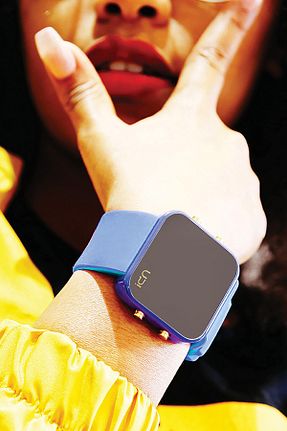 ساعت مچی سفید زنانه استل (فولاد) Upwatch - کد 4435725