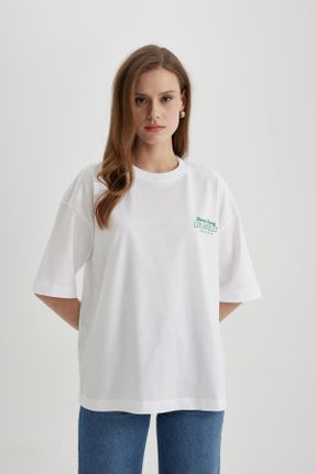 تی شرت سفید زنانه یقه گرد اورسایز تکی بیسیک کد 808488206